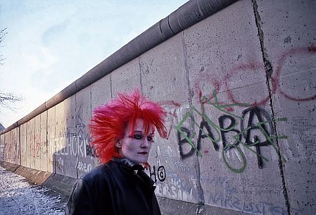 Harry Benson, Berlin Red Head, Edition of 35, 1982
photograph
HB120485