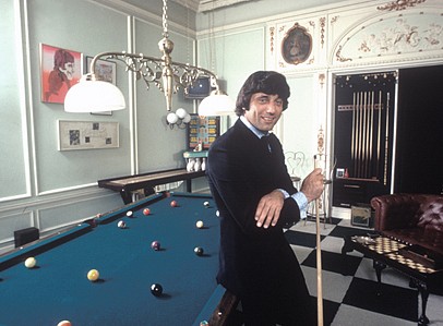 Harry Benson, Joe at the Pool Table, Edition of 35
photograph
HB120471