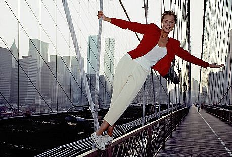 Harry Benson, Lauren Hutton on Bridge, Edition of 35, 1990
photograph
HB120466