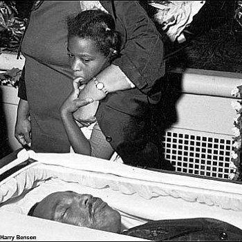 photography:&nbsp;Harry Benson Dr. Martin Luther King Jr., Funeral, Atlanta, Edition of 35