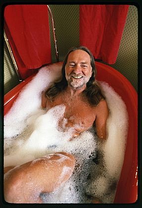 Harry Benson, Willie Nelson in the Bath, Edition of 35, 1983
photograph
HB120441