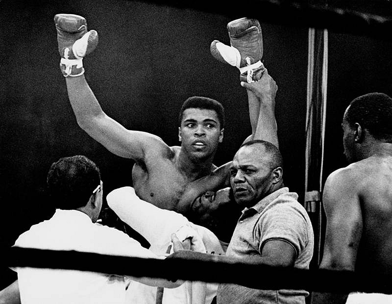 Harry Benson, Ali Defeats Liston, Edition of 35, 1965
photograph
HB120493