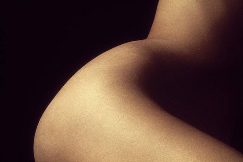 Robert Farber, Curves, Edition of 10, 1978
fine art paper pigment print, 30 x 40 in. (76.2 x 101.6 cm)
RF131003