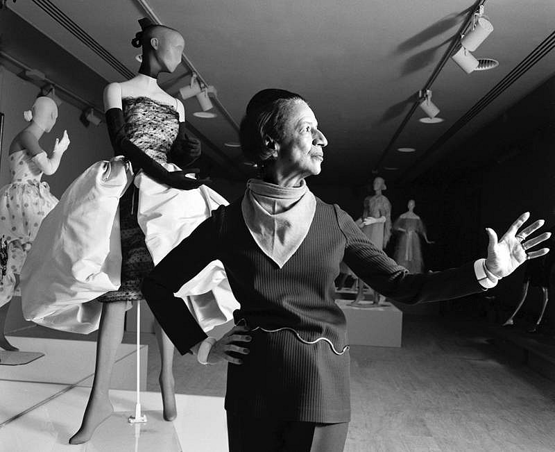 Harry Benson, Diana Vreeland at the Met, Edition of 35, 1973
photograph
HB120100