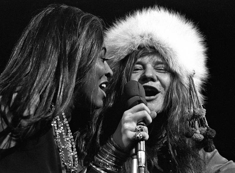 Harry Benson, Janis and Tina, Edition of 35, 1968
photograph
HB120473