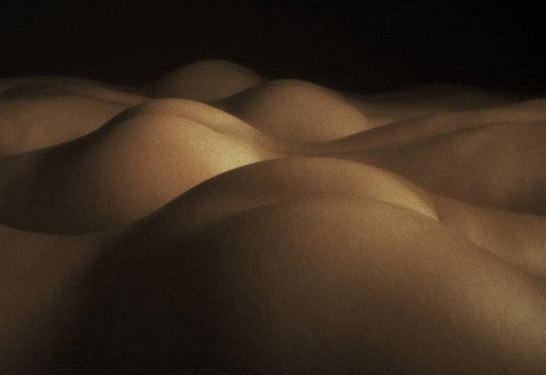 Robert Farber, Moonscape, Edition of 10, 1979
fine art paper pigment print, 30 x 40 in. (76.2 x 101.6 cm)
RF130406