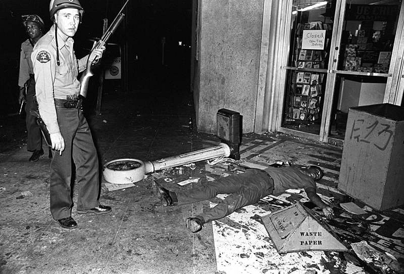 Harry Benson, Watts Riots, Los Angeles, Edition of 35, 1965
photograph
HB120443