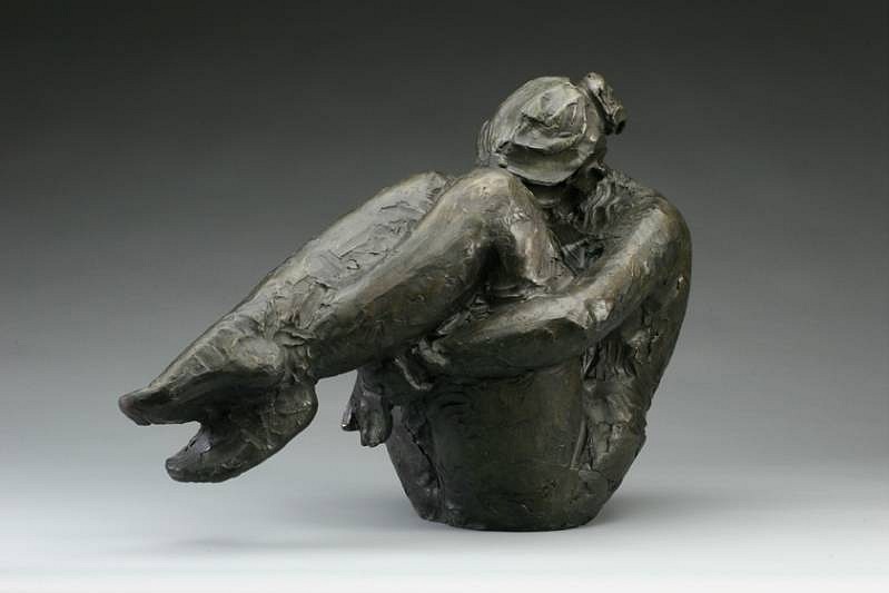 Jane DeDecker, Within, Ed. of 21, 2004
bronze, 6 1/2 x 9 x 5 1/2 in. (16.5 x 22.9 x 14 cm)
JD101208