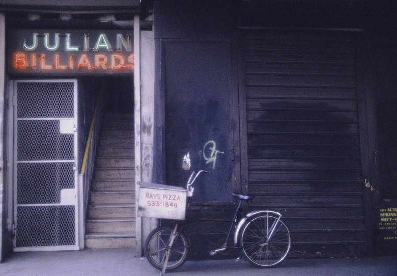 Robert Farber, Ray's Pizza, Edition of 25, 1987
fine art paper pigment print, 30 x 40 in. (76.2 x 101.6 cm)
RF140120