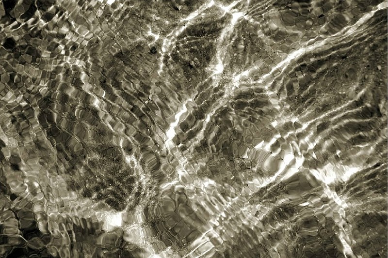 Debranne Cingari, Crystal Clear Creeks, Edition of 50, 2012
Pigment Photograph, 30 x 40 in. (76.2 x 101.6 cm)
DC6119