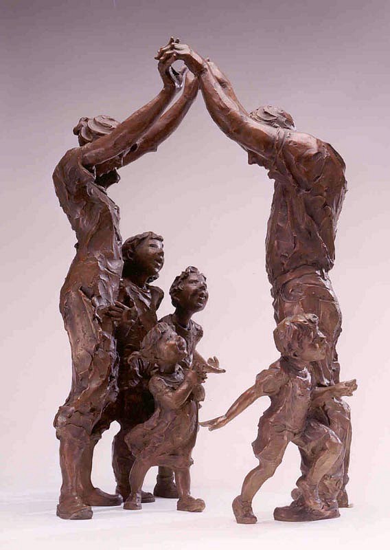 Jane DeDecker, London Bridge, Ed. of 50, 1998
bronze, 16 x 17 x 13 in. (40.6 x 43.2 x 33 cm)
JDD5403