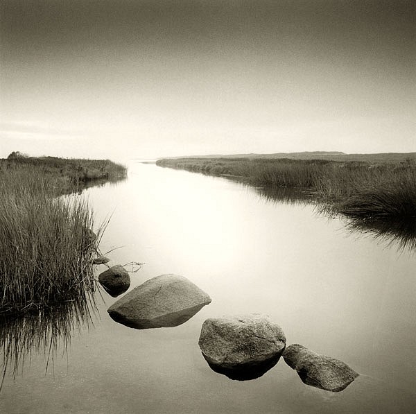 Michael Kahn, Quansoo
silver gelatin photograph, 19 x 19 in. (48.3 x 48.3 cm)
MK190705NI