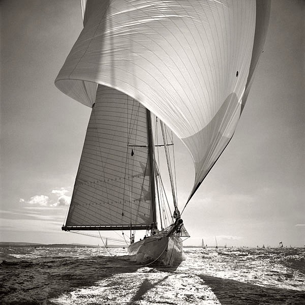 Michael Kahn, Cambria on the Solent
silver gelatin photograph, 19 x 19 in. (48.3 x 48.3 cm)
MK600705NI