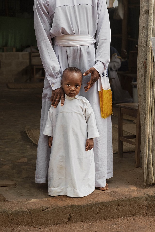 Steve McCurry, Benin - 10008, 2017
FujiFlex Crystal Archive Print, 30 x 40 in. (76.2 x 101.6 cm)
10008