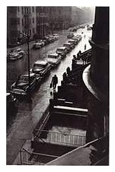 Ruth Orkin, Man in Rain, New York City, 1952
silver gelatin print, 20 x 16 in. (50.8 x 40.6 cm)
RO190602