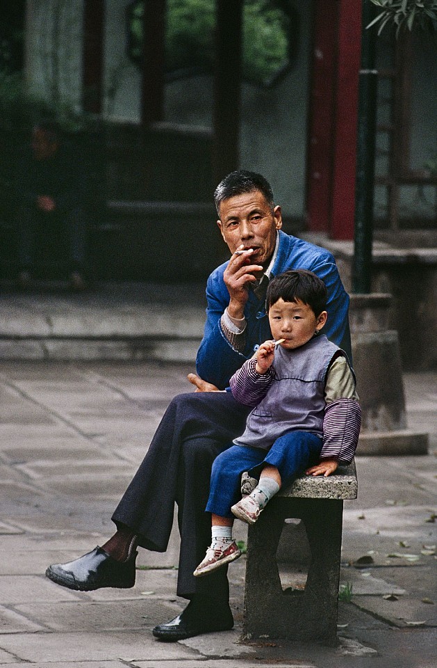 Steve McCurry, Father and Son, 1989
FujiFlex Crystal Archive Print
Price/Size on request