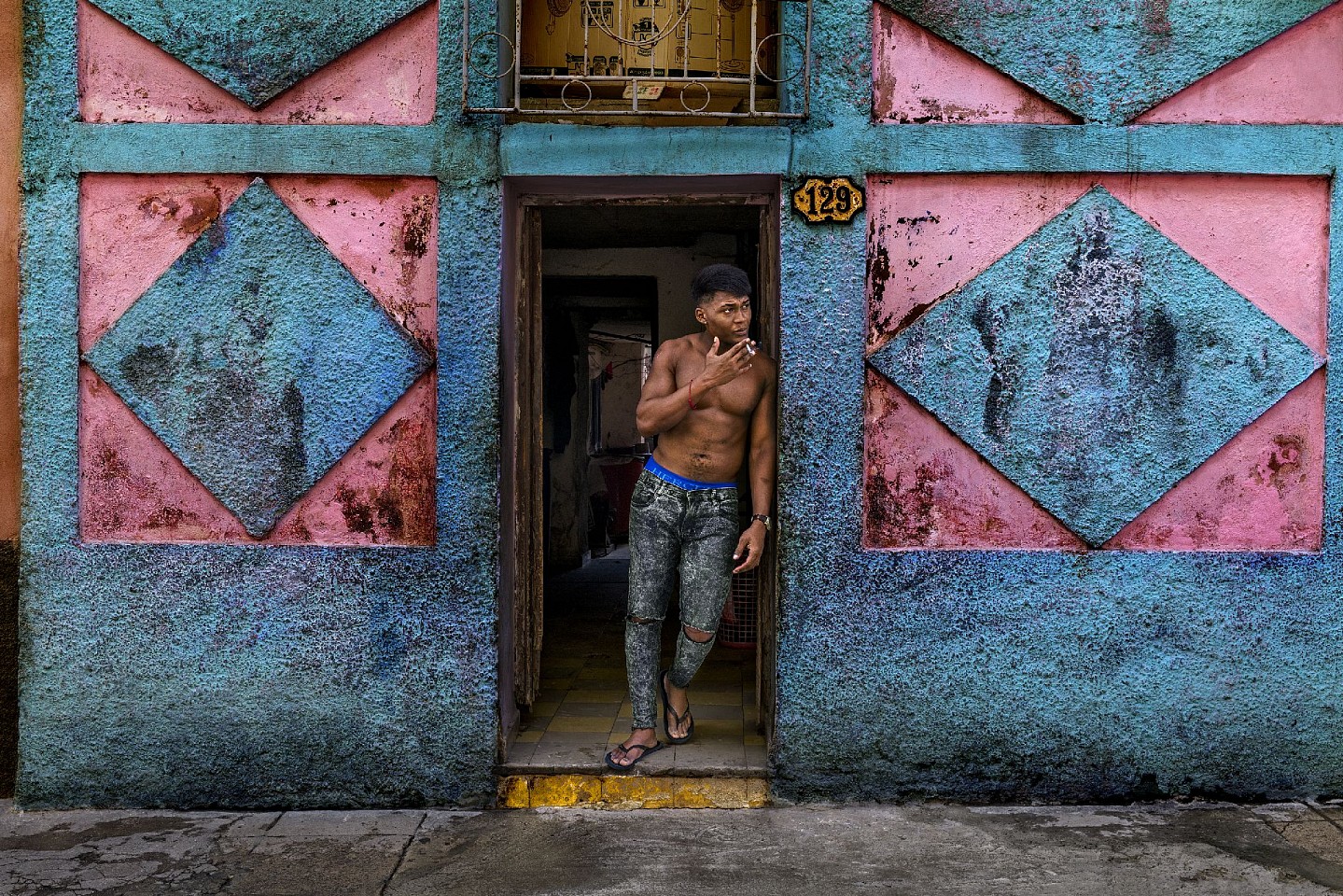 Steve McCurry, Man Smokes in Doorway, 2019
FujiFlex Crystal Archive Print
Price/Size on request