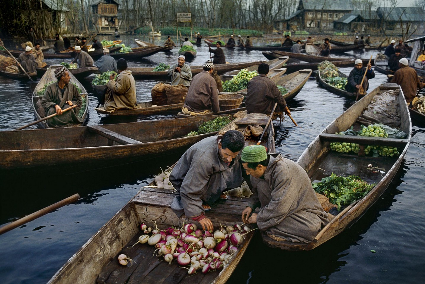 Steve McCurry, Early Morning Vegetable Market, 1998
FujiFlex Crystal Archive Print
Price/Size on request