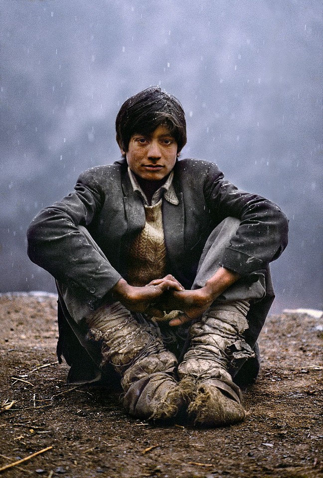 Steve McCurry, Boy with Rags on Feet, 1981
FujiFlex Crystal Archive Print
Price/Size on request