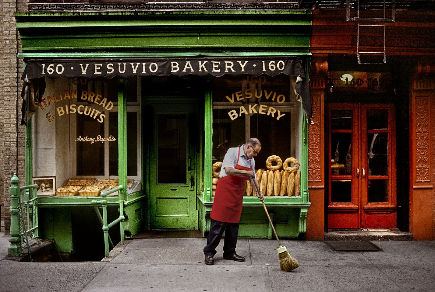 Steve McCurry, Man Sweeps Outside Vesuvio Bakery, 1996
FujiFlex Crystal Archive Print
Price/Size on request