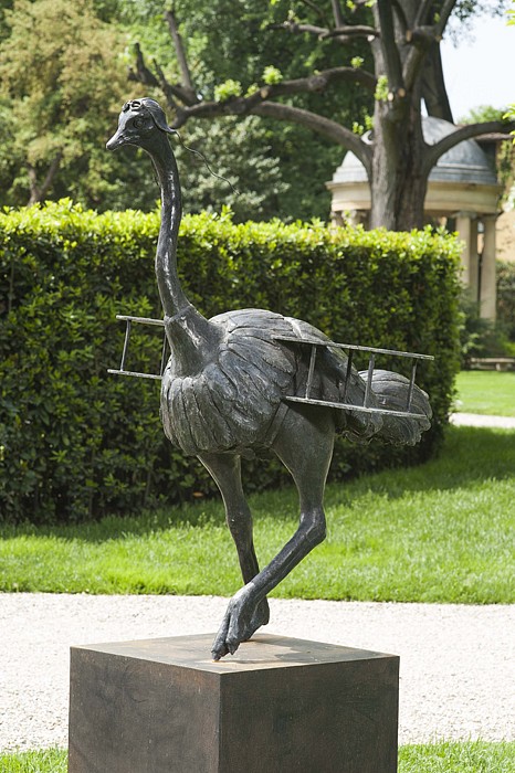 Bjorn Skaarup, The Ostrich, AP 3/3
bronze, 76 1/2 x 19 1/2 x 19 1/2 in. (194.3 x 49.5 x 49.5 cm)
BS120622