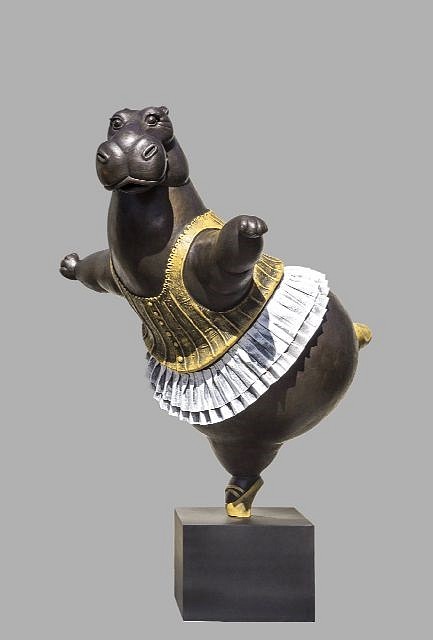 Bjorn Skaarup, Hippo Ballerina, pirouette Ed. of 6, 2020
bronze, 89 x 65 x 60 in. (226.1 x 165.1 x 152.4 cm)