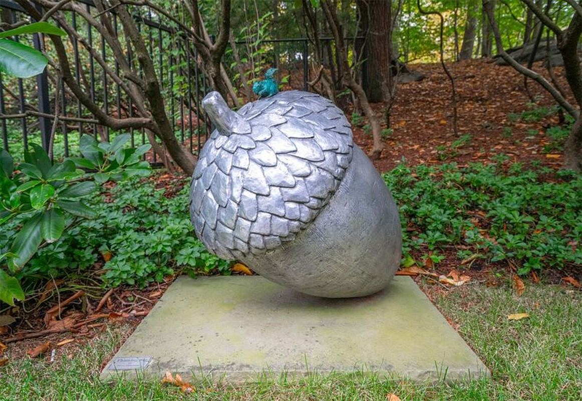 Steven Simmons, Thinking Big
bronze, 28 x 18 x 18 in. (71.1 x 45.7 x 45.7 cm)
SS200202