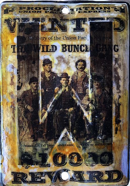 Kadir López, WANTED (The Wild Bunch 2)
mixed media on vintage enamel sign, 8 x 5 1/2 in.
KL220251