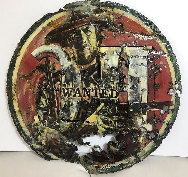 Kadir López, Wanted
mixed media on vintage enamel sign, 32 x 32 in.
KL220232