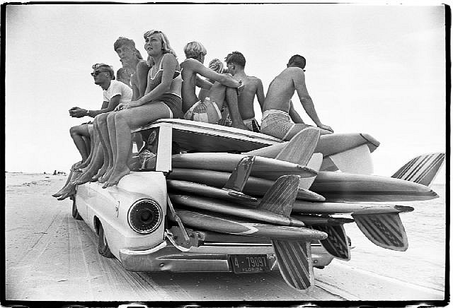 Al Satterwhite, Surf Wagon, 1964
archival pigment print, 24 x 36 in. (61 x 91.4 cm)
AS220504