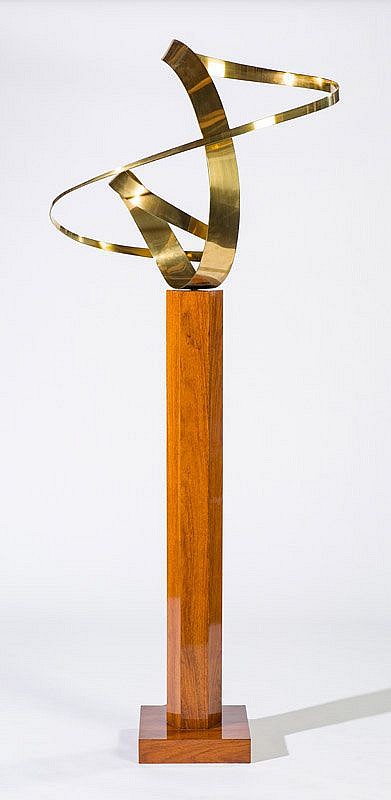 Robert Perless, Variations on Infinity #54, 1969
Polished bronze on rosewood base, 76 3/4 x 31 x 27 1/2 in. (194.9 x 78.7 x 69.8 cm)
RP201101