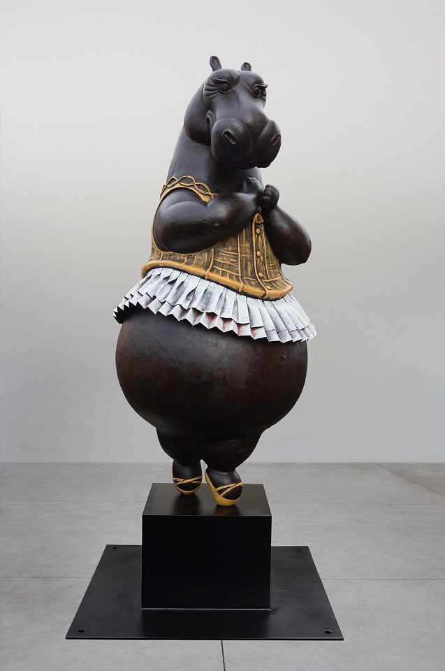 Bjorn Skaarup, Hippo Ballerina, en pointe, 2022
bronze and copper, 75 x 39 x 36 in. (190.5 x 99.1 x 91.4 cm)
BS221114