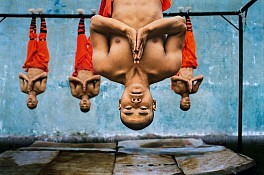 Steve McCurry News & Events: Steve McCurry's Iconic Career Will Be Celebrated in Two Concurrent Solo Exhibitions, February  6, 2024 - Jessica Stewart, My Modern Met
