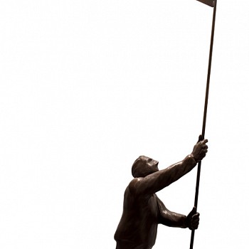 sculpture: Jim Rennert Hold Fast