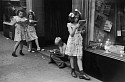 Ruth Orkin, Comic Book Readers
1947, gelatin silver print